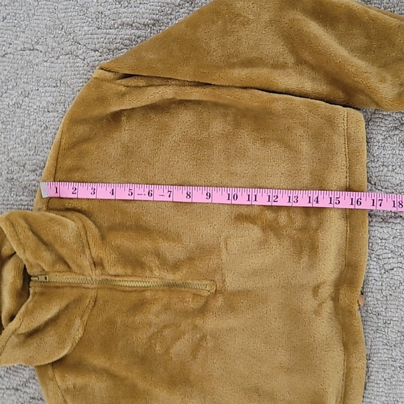 Crop Sweatshirt Half Zip Pullover Sweater Mustard Yellow Plushy Fuzzy Size Small - Picture 5 of 6